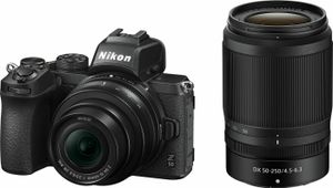 Nikon Z 50 mit Objektiv Z DX  16-50mm VR und Z DX 50-250mm VR (VOA050K002) 