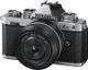 Nikon Z fc mit Objektiv Z  28mm 2.8 SE (VOA090K001)
